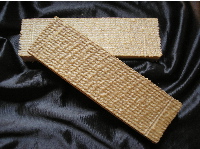Reusable breeding material block for egg deposits 